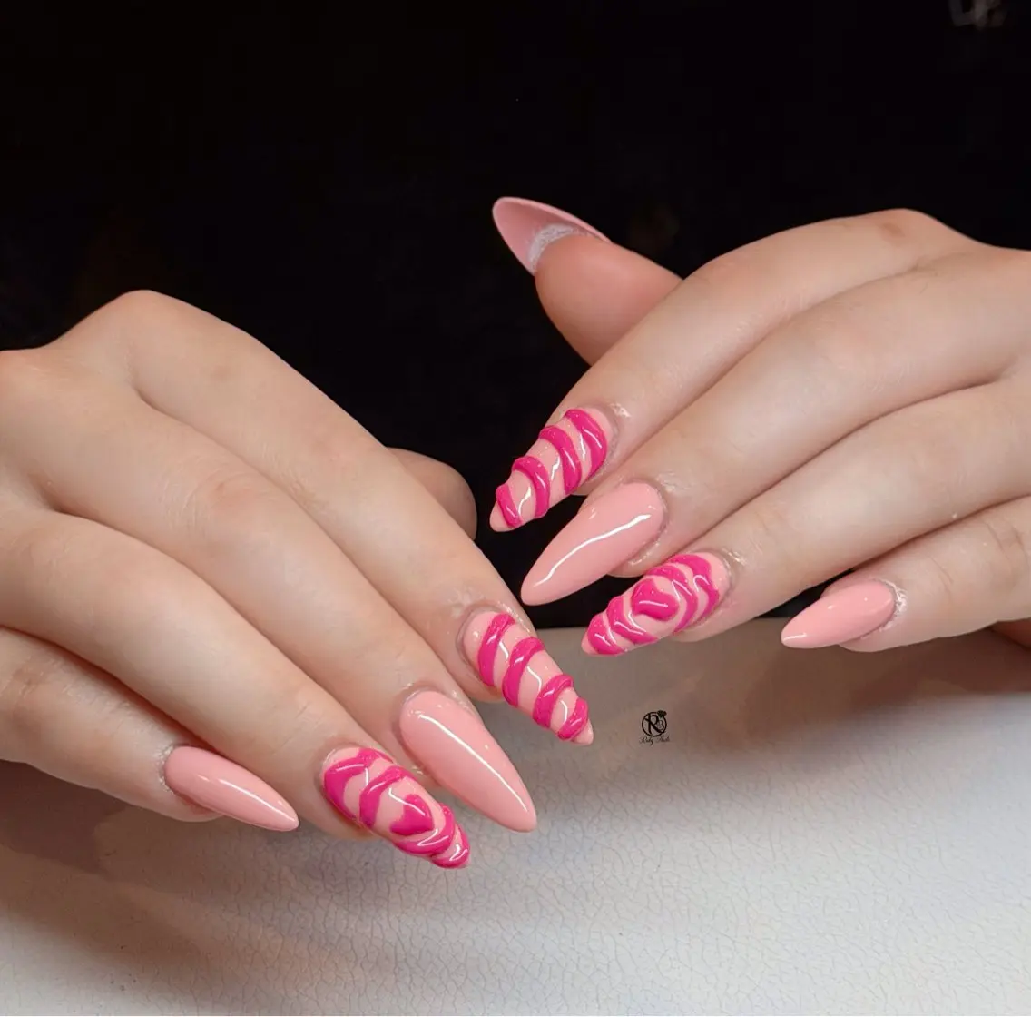 ネイル ボルドー ブラウン チークネイル ドット フットネイル ハンドネイル Ruby Nail 霞ヶ関店のネイルデザイン