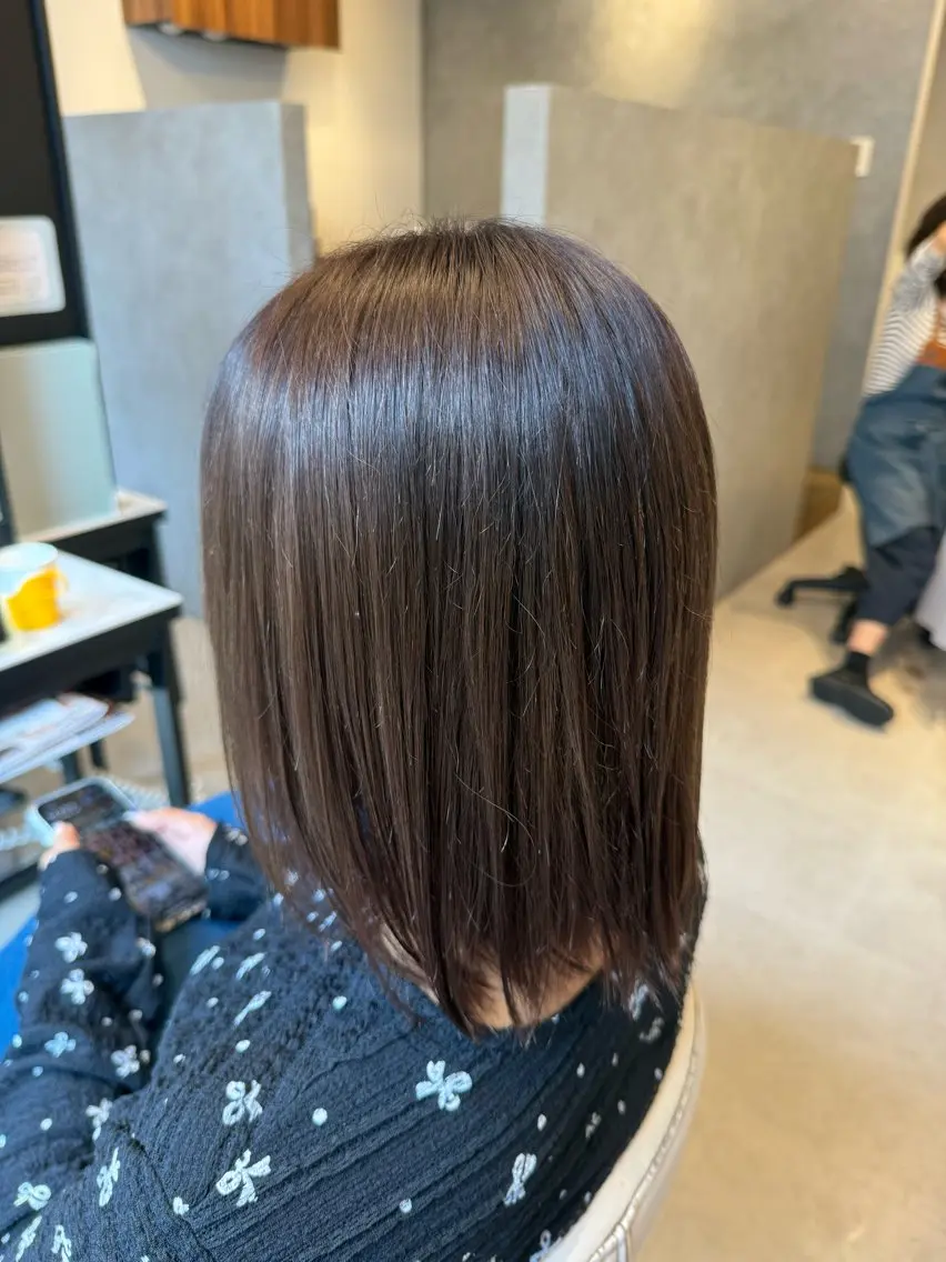 ミディアム カラー ブラウンカラー イルミナカラー ヘアカラー 高石 乃愛のヘアスタイル