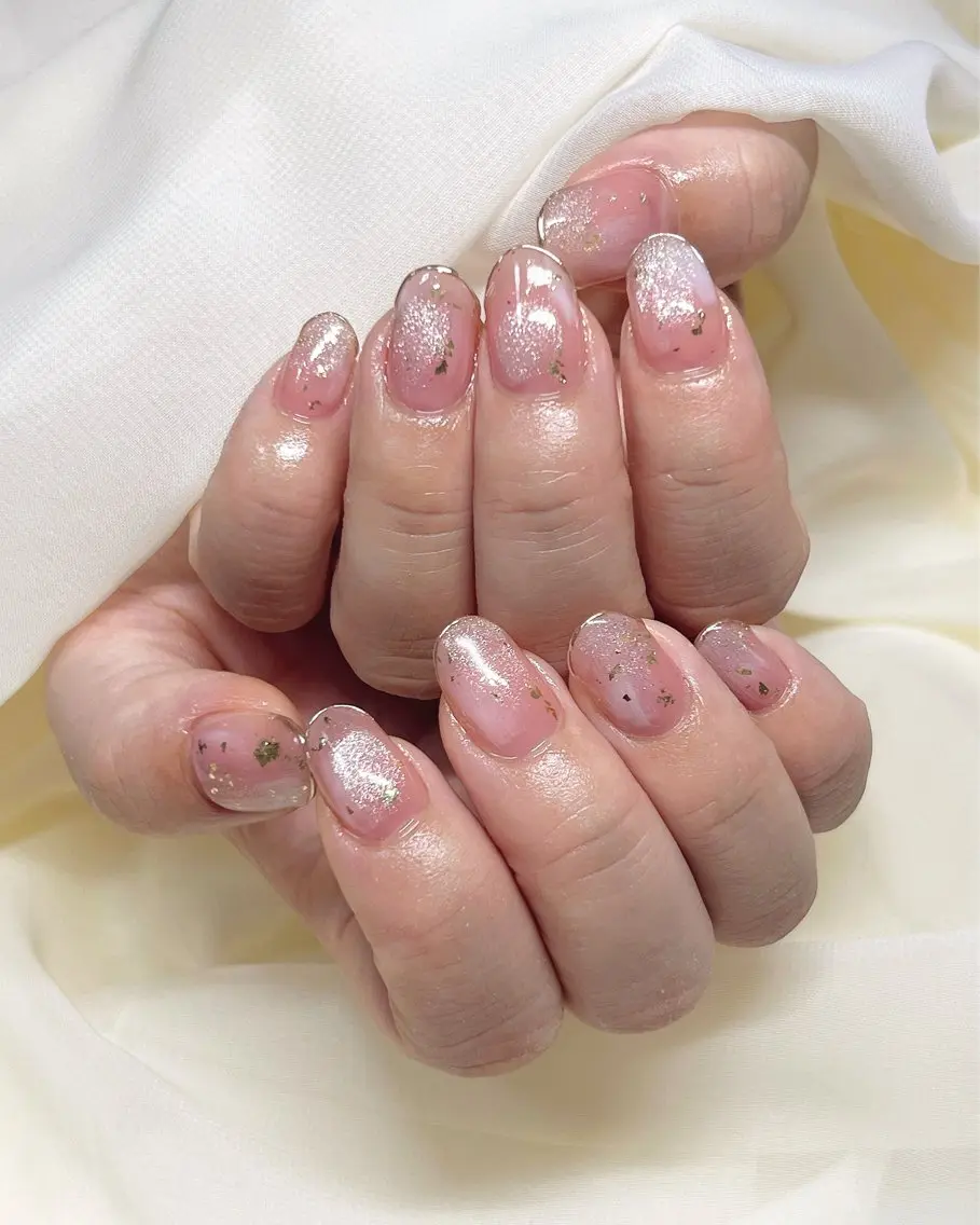 ネイル ニュアンスネイル シンプルネイル 春ネイル nail salon MUAのネイルデザイン