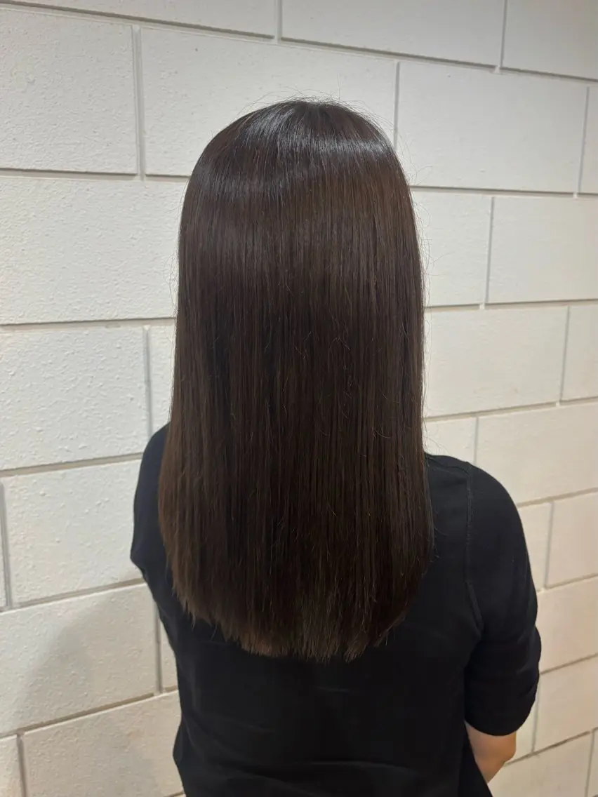ロング カラー 平野 礼のヘアスタイル