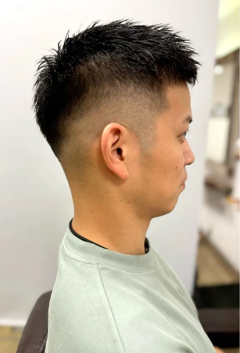 ショート メンズ フェードカット 🍁ダブルカラー 🍁凌平のヘアスタイル