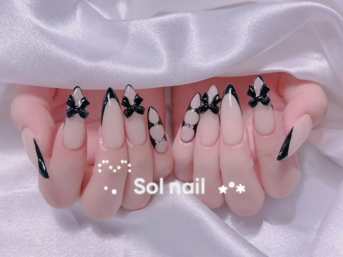 ネイル ハンドネイル ハンドケア Sol Nail ミネのネイルデザイン