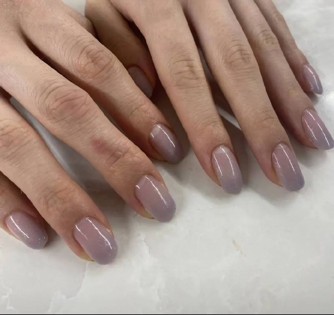 伸びても目立たず自然♪ Hand【カラーグラデーション】 オフ/ケア/フィルイン込の写真