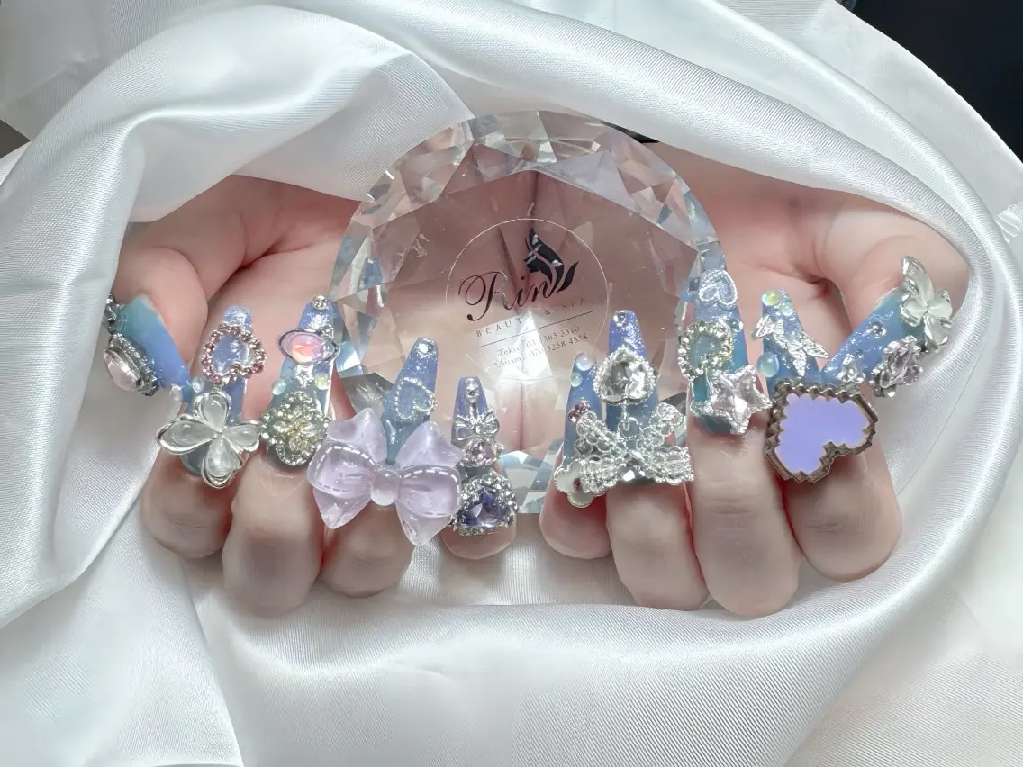ネイル アートネイル ジェルネイル ロングネイル ニュアンスネイル スカルプネイル ハンドネイル Rin Nail 新大久保店のネイルデザイン