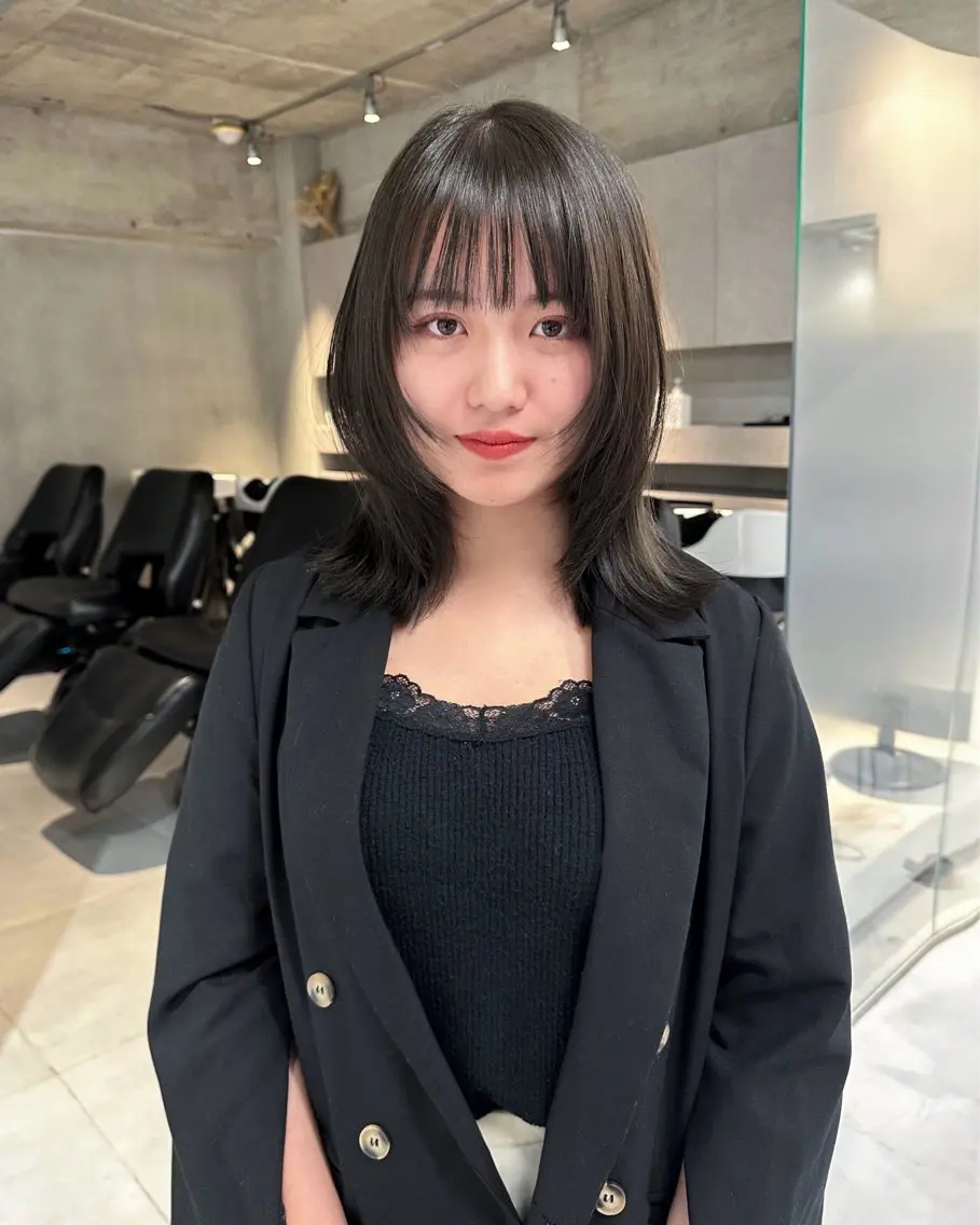 ミディアム くびれヘア カット ヘアカラー ボブ/似合わせ レイヤーcocomoのヘアスタイル