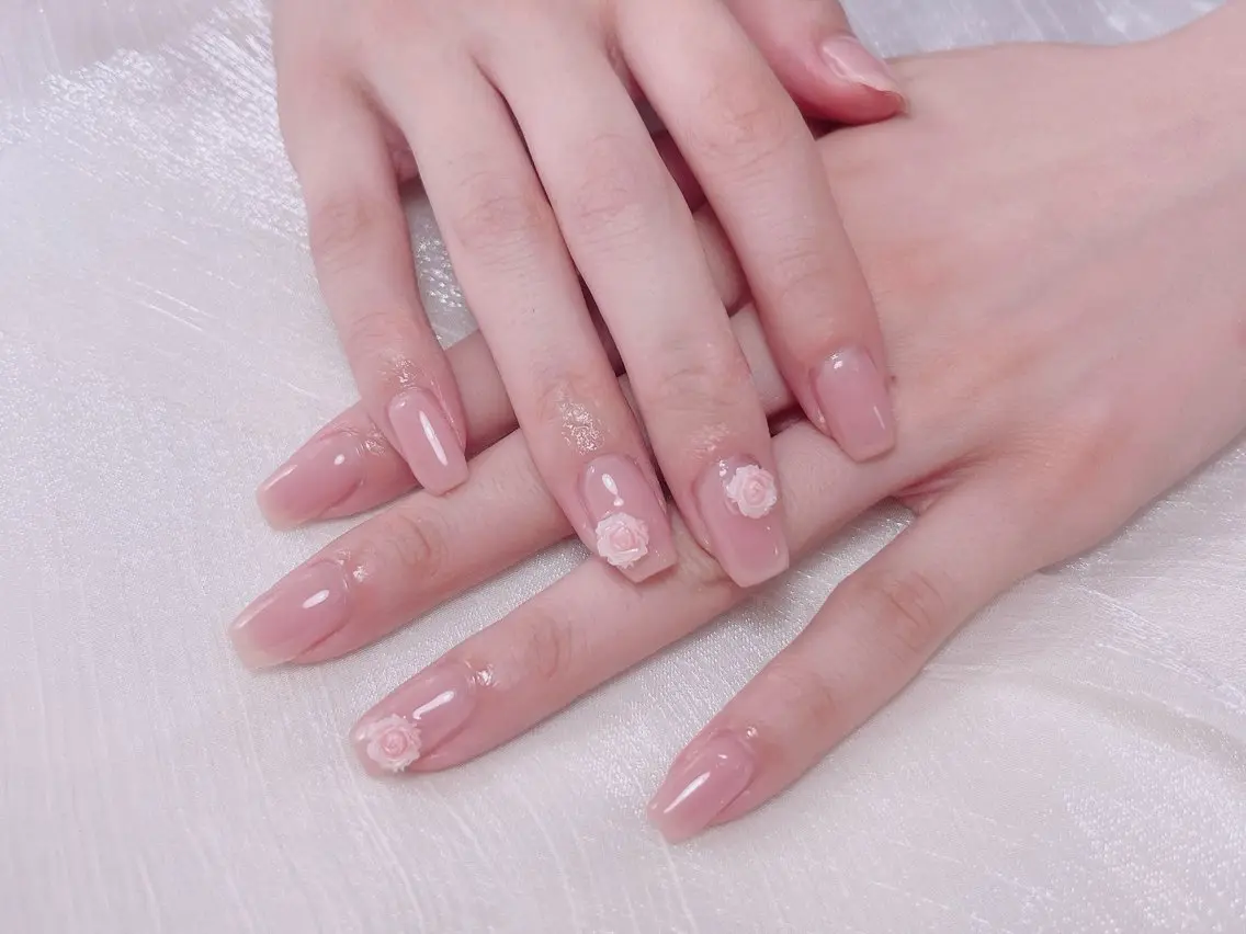 ネイル ハンドネイル KARI ネイルサロンのネイルデザイン