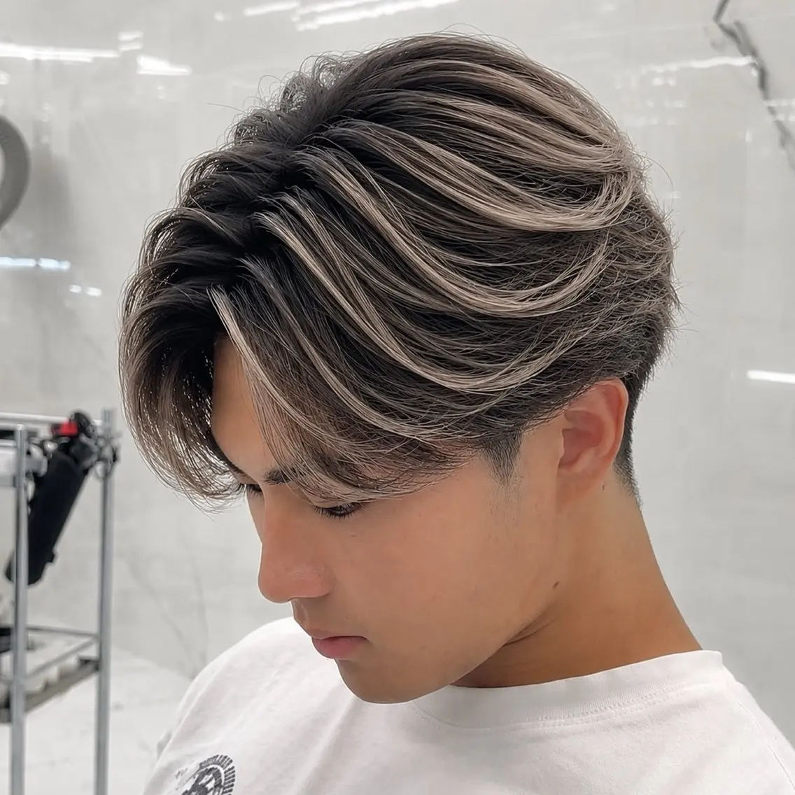 ミディアム カット ヘアカラー トリートメント ヘアセット 横浜メンズブリーチ カラー/YUYAのヘアスタイル
