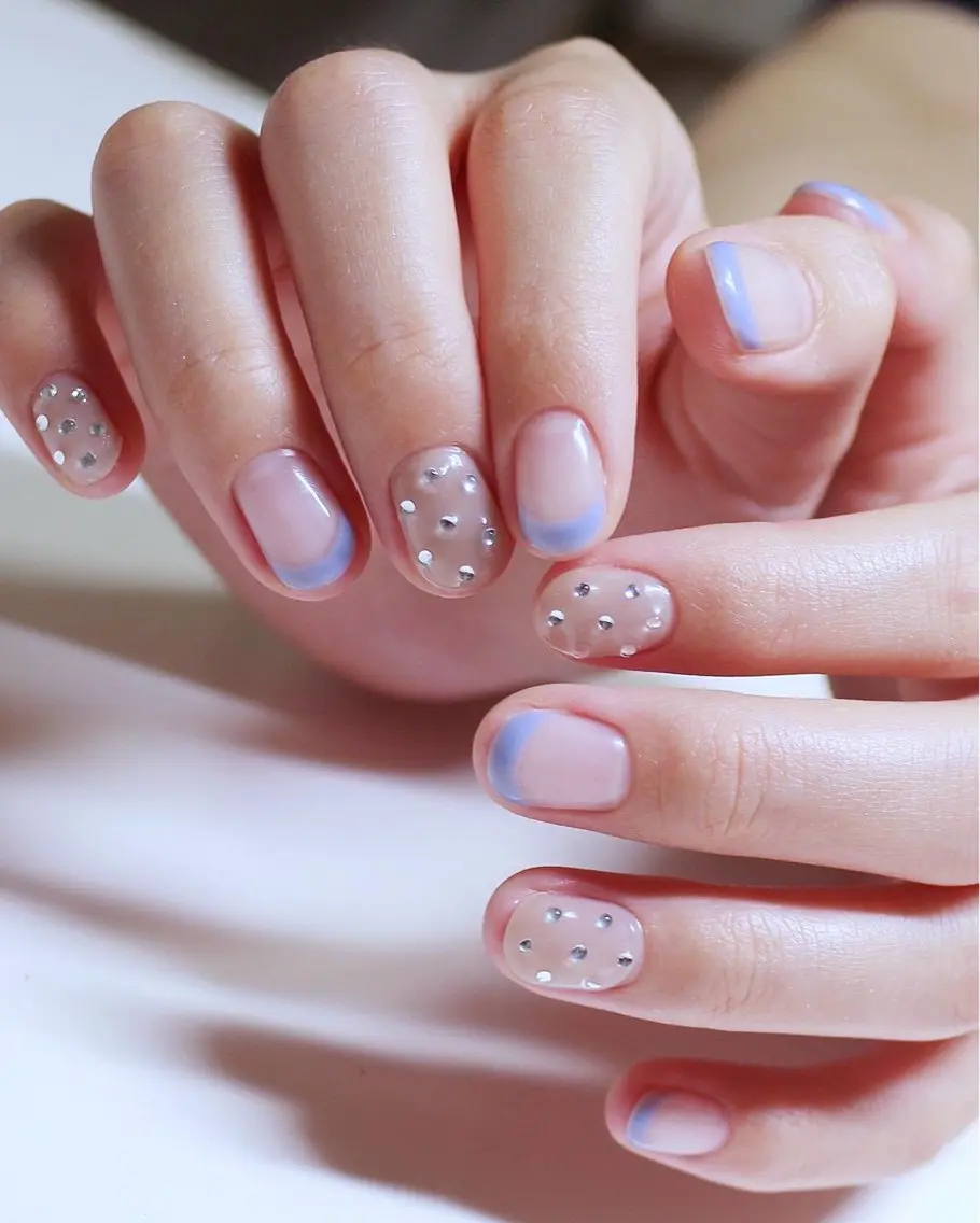 ネイル ブルー フレンチネイル オフィスネイル シンプルネイル ハンドネイル Baku Nailsのネイルデザイン