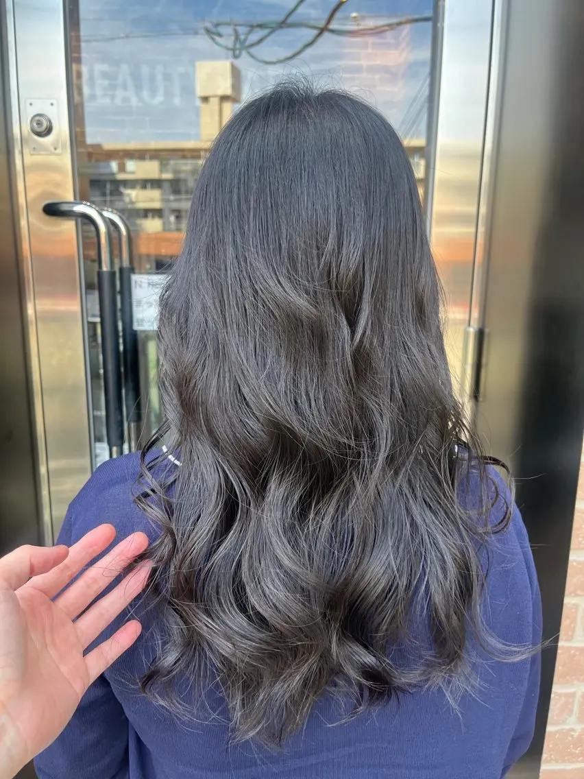 ロング カラー 久木原 ゆりのヘアスタイル