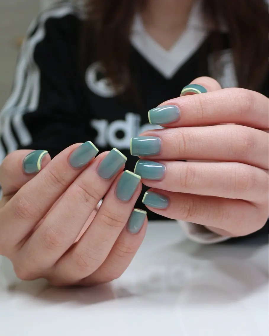 ネイル フレンチネイル 水色 夏ネイル 黄色 ハンドネイル Baku Nailsのネイルデザイン