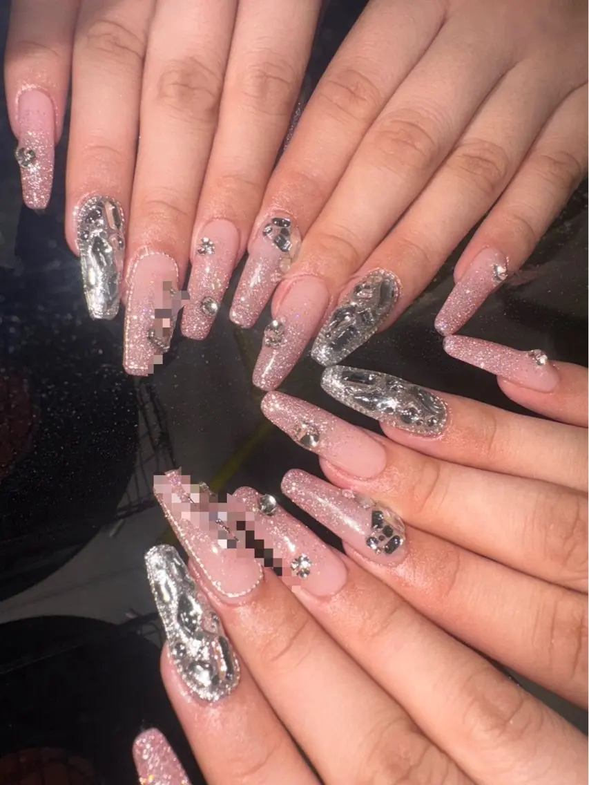 ネイル キラキラネイル ピンク 33nail✴️栄 スミレ❇️Gel-xのネイルデザイン