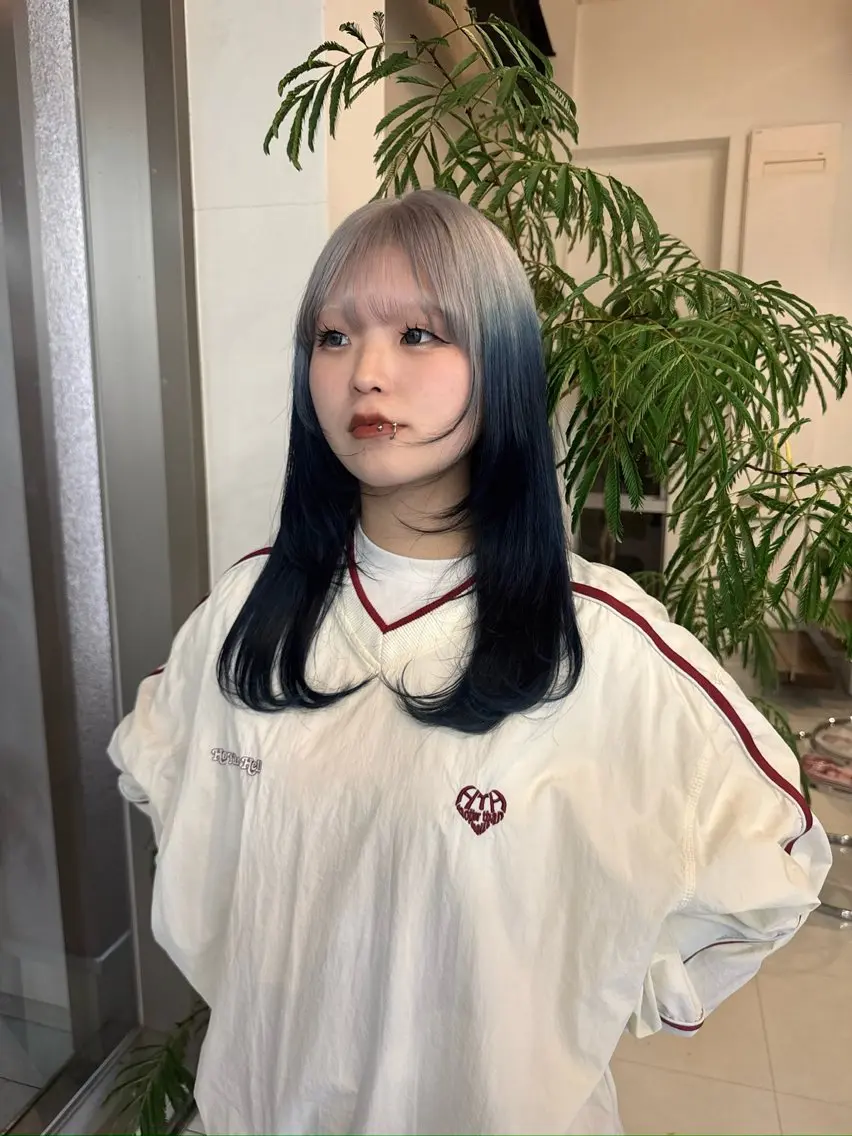カラー 松下 英奈のヘアスタイル