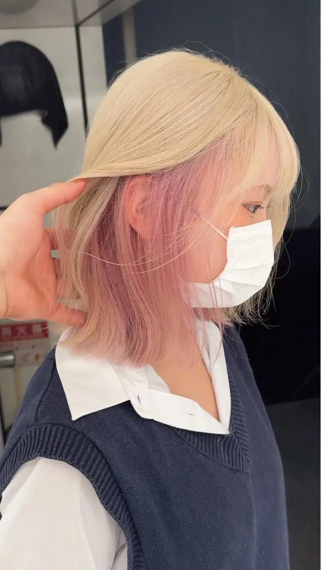 ミディアム カラー ベージュカラー ブリーチ ケアブリーチ 透明感カラー デザインカラー カット ヘアカラー トリートメント 似合わせカット/ ハイトーン/aoiのヘアスタイル