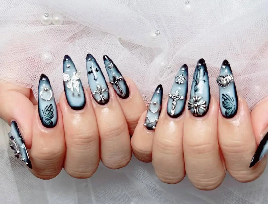 ネイル 長さ出し フレンチネイル ジェルネイル 韓国ネイル マグネットネイル ハンドネイル ハンドケア The Nail & Eye Lashの眉毛・アイブロウイメージ
