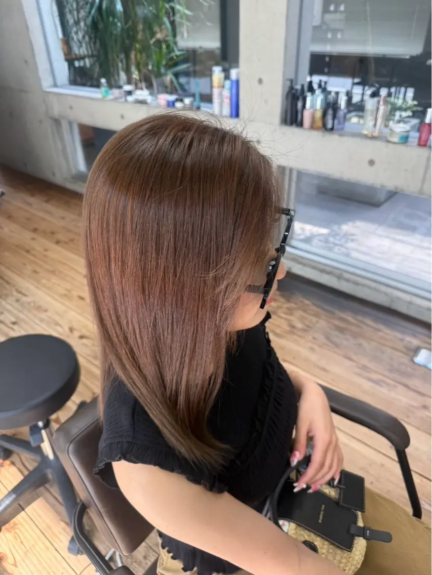 ミディアム ヘアカラー MISAKI のヘアスタイル