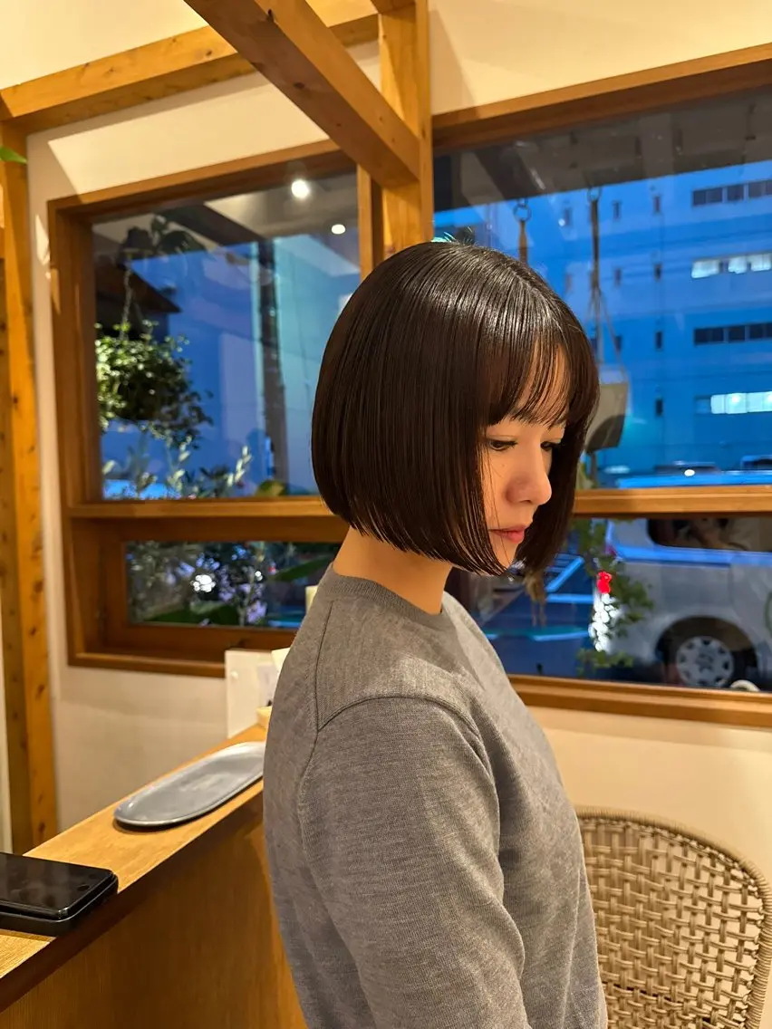 ショート パーマ 切りっぱなしボブ ボブ ENIF　大島 芽生のヘアスタイル