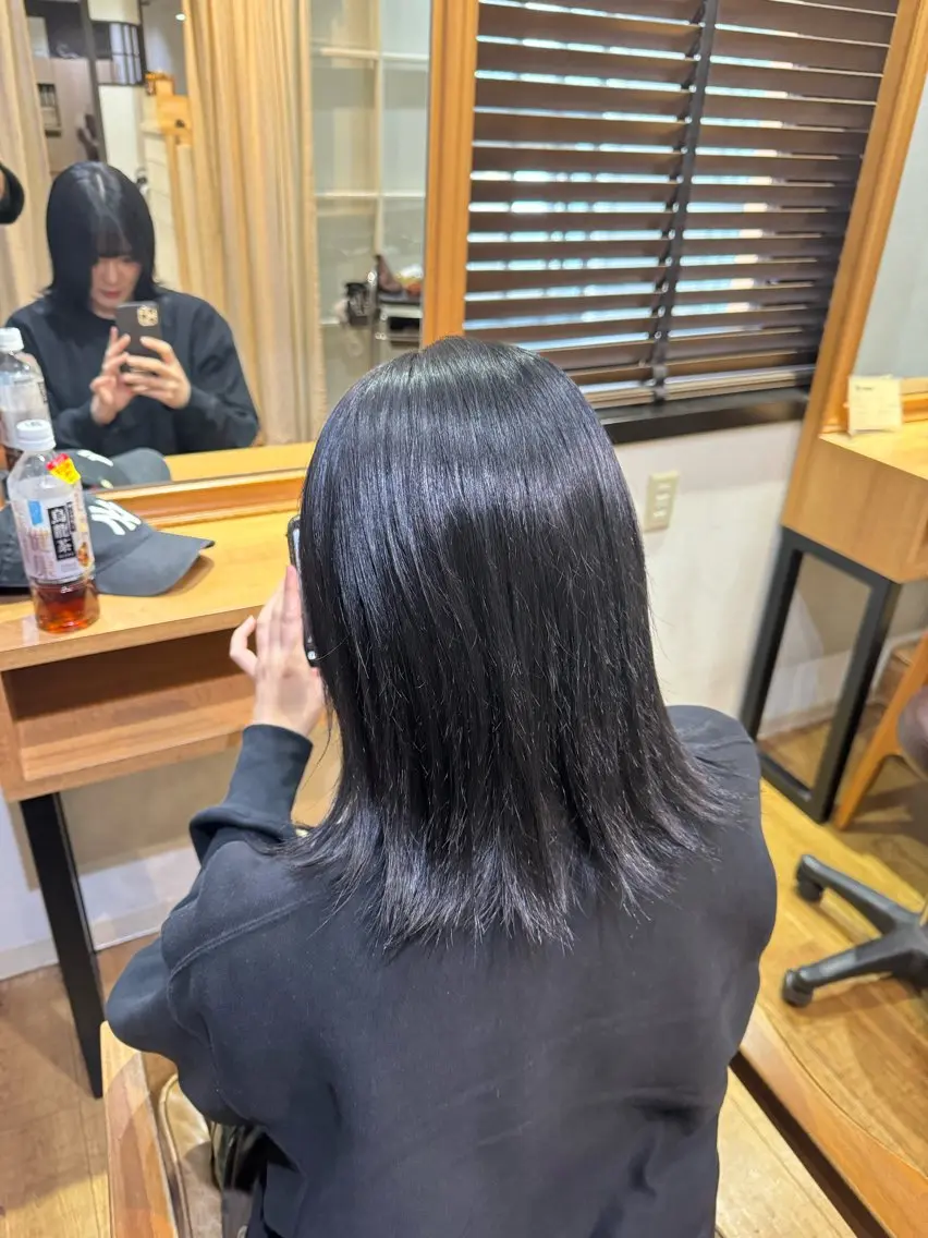 ショート 切りっぱなしボブ ボブ 🫧透明感カラー🫧 ロン毛美容師のヘアスタイル