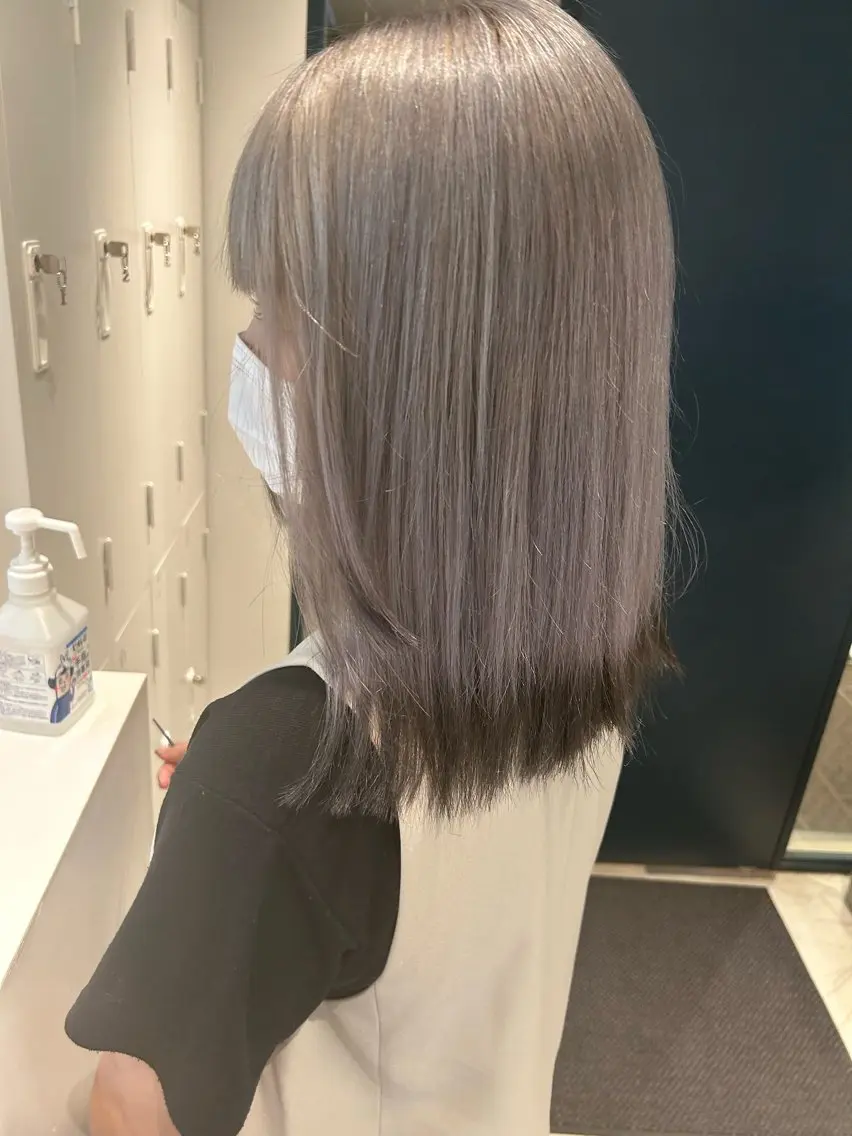 セミロング 艶髪/韓国風🤍🖤 小林実央のヘアスタイル