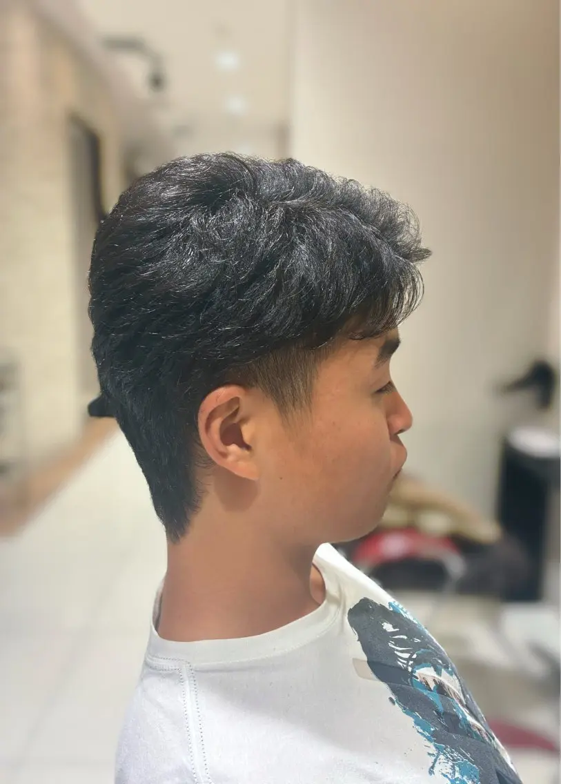 ショート メンズ earth 恵比寿 浦中のヘアスタイル