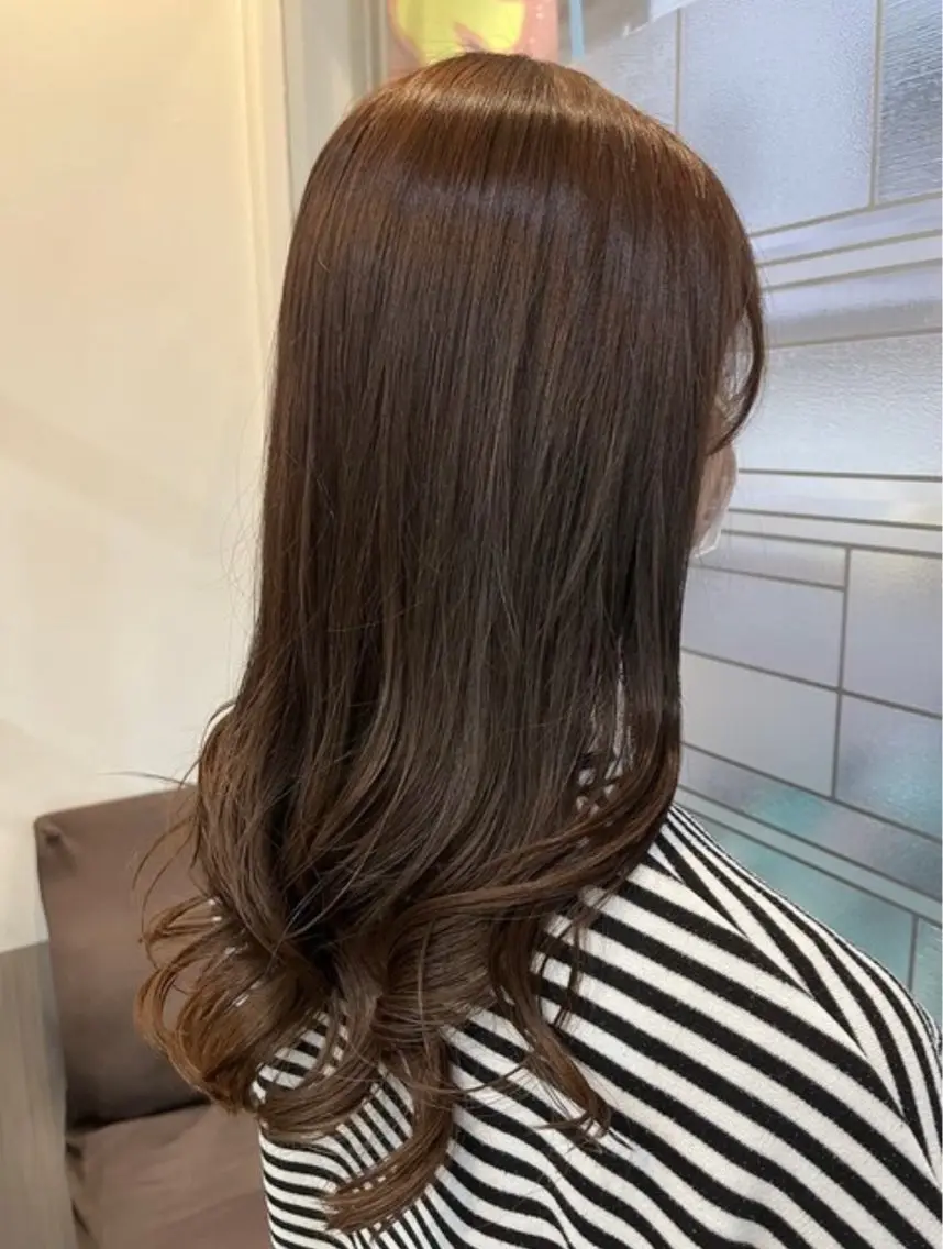 カラー ヘアカラー 艶髪🥣透明感カラー 🫧前田奈津実のヘアスタイル