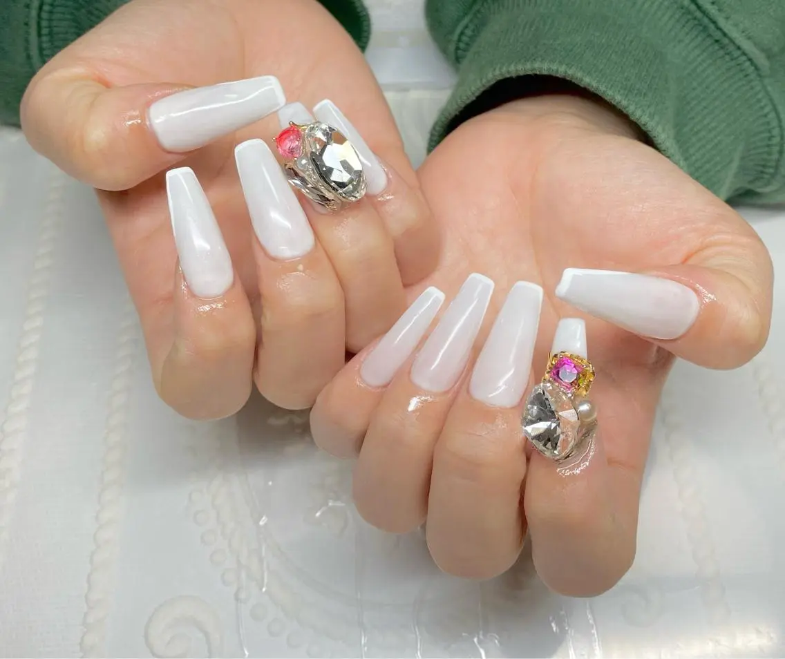 セミロング ネイル フレンチネイル ハンドネイル LUNE NAILのその他イメージ