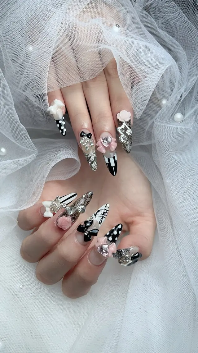 ネイル ハンドネイル SHE Nailのネイルデザイン