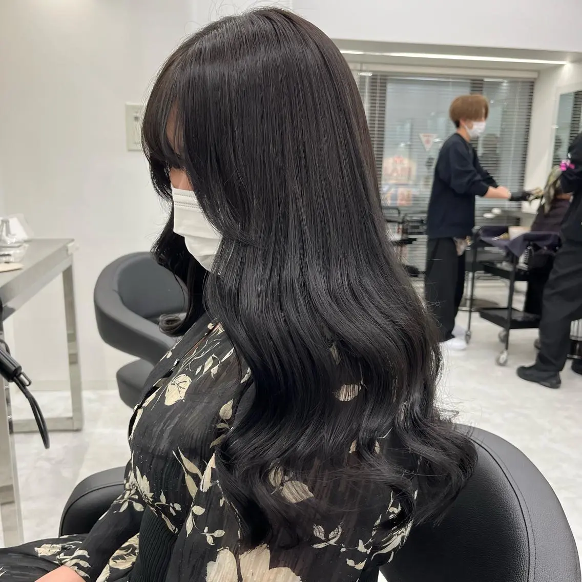 ロング ヘアカラー トリートメント 🍒韓国暖色ヘア NO.1🍒🪽のヘアスタイル
