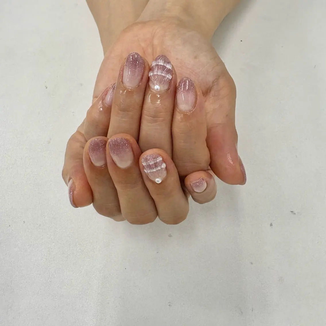 ネイル アートネイル グラデーション ピンク おくやま セプトアカデミーのネイルデザイン