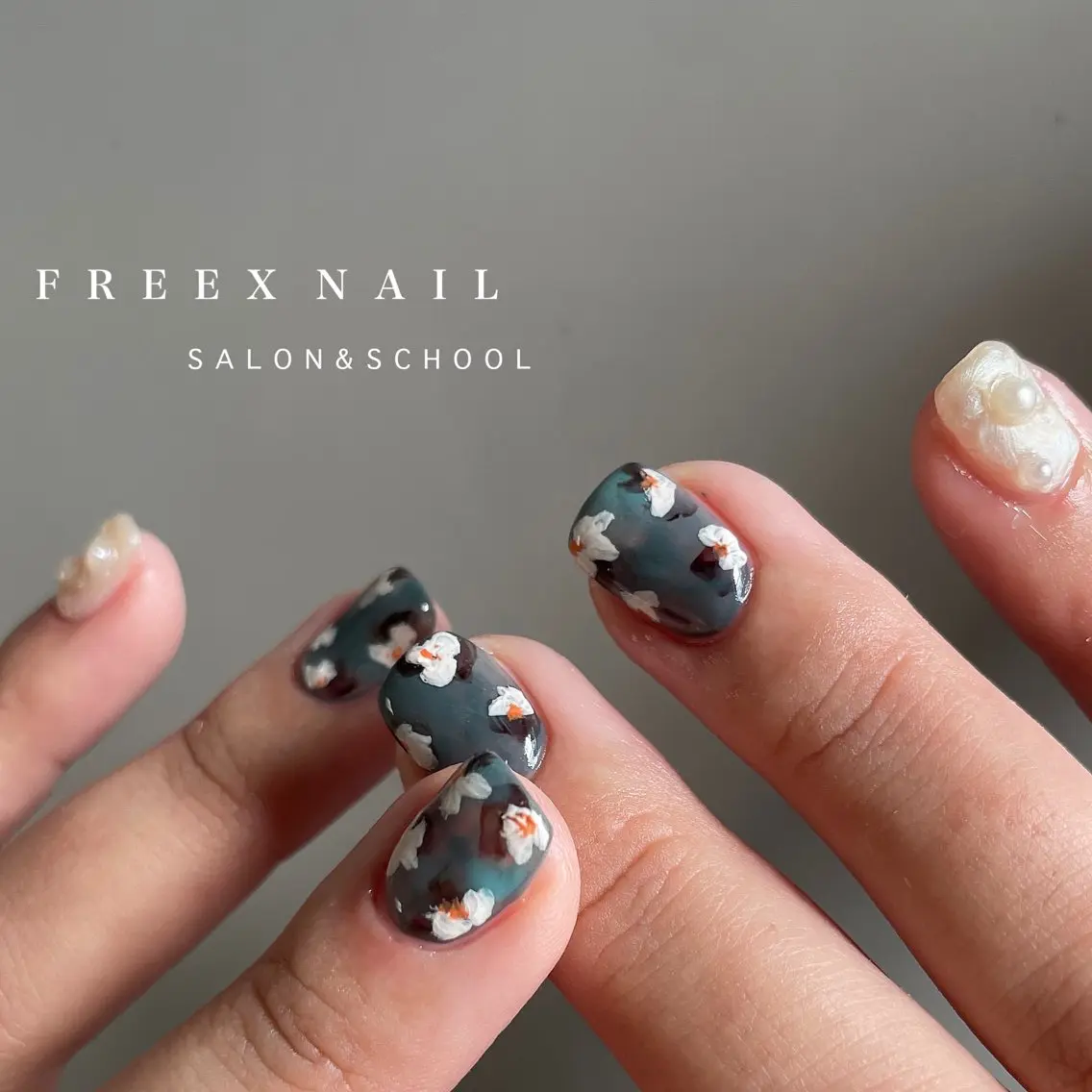 ネイル フラワーネイル ニュアンスネイル ハンドネイル ハンドケア freex nail /ニュアンス/個性派のネイルデザイン