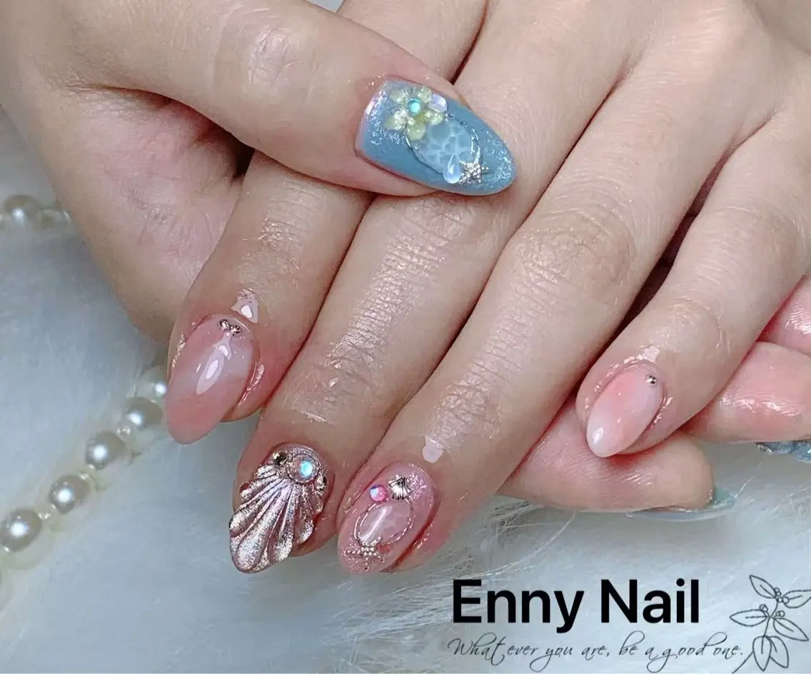 ネイル チークネイル フットネイル フレンチネイル ジェルネイル ガラスフレンチ Nailsalon Ennyのネイルデザイン