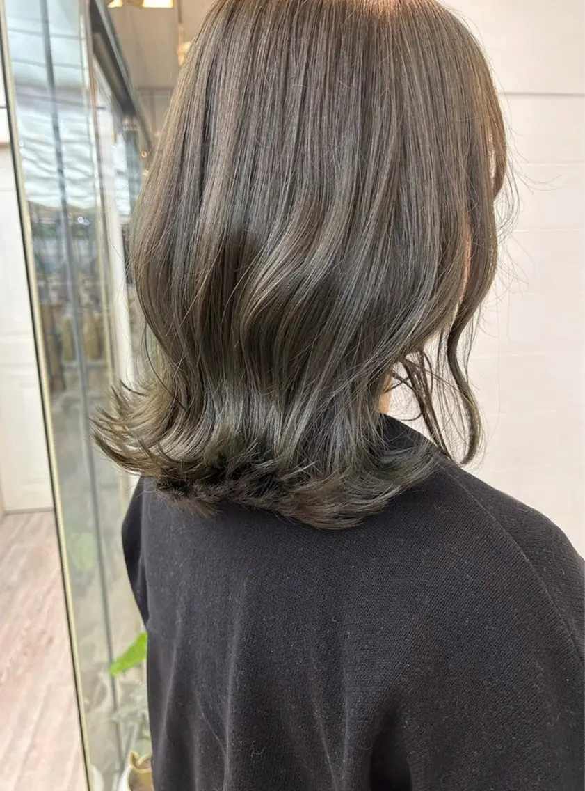 ミディアム カラー カット ヘアカラー トリートメント ヘッドスパ ヘアセット 盛れる艶カラー× レイヤーカット/咲来のヘアスタイル
