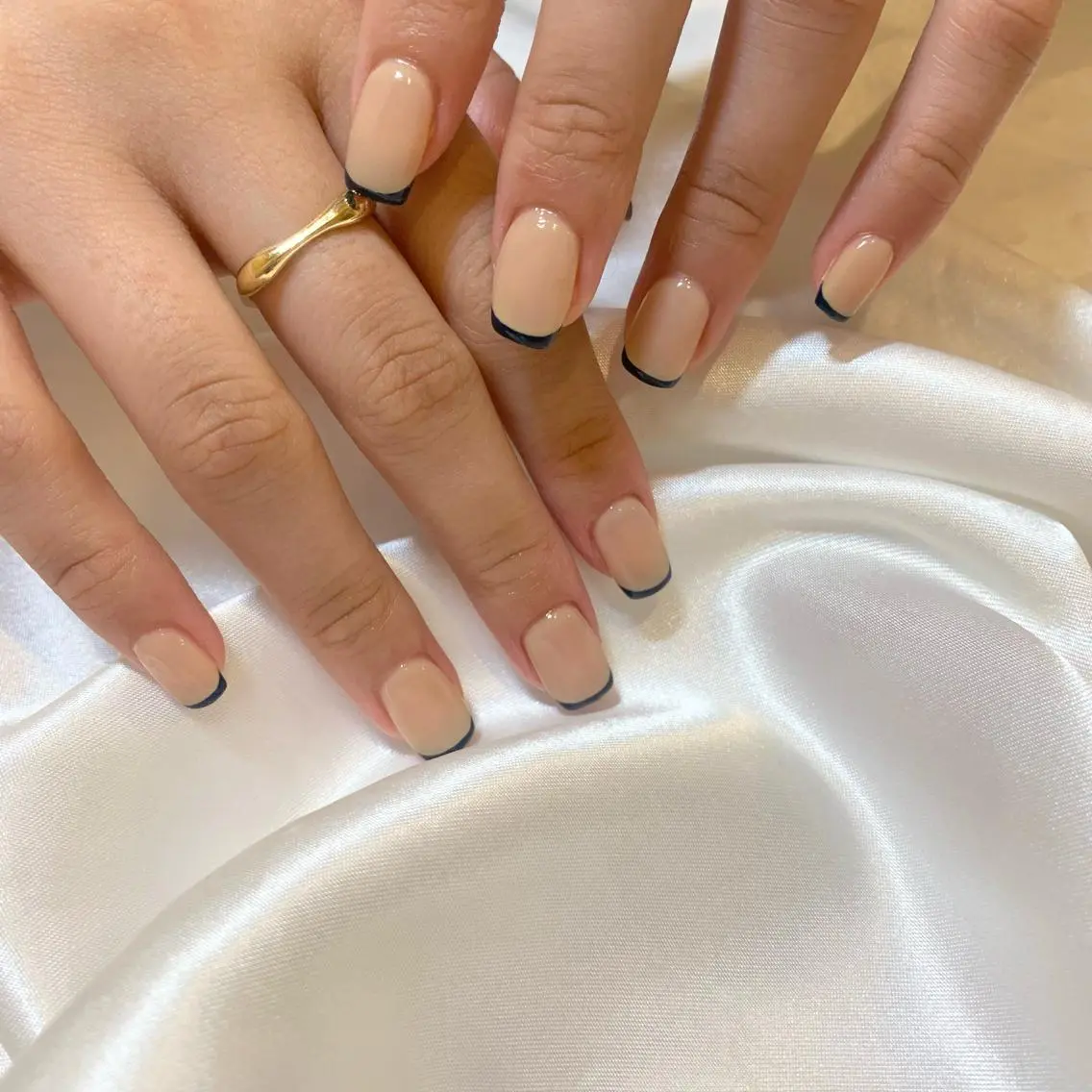 ネイル フレンチネイル ハンドネイル ui nailのネイルデザイン