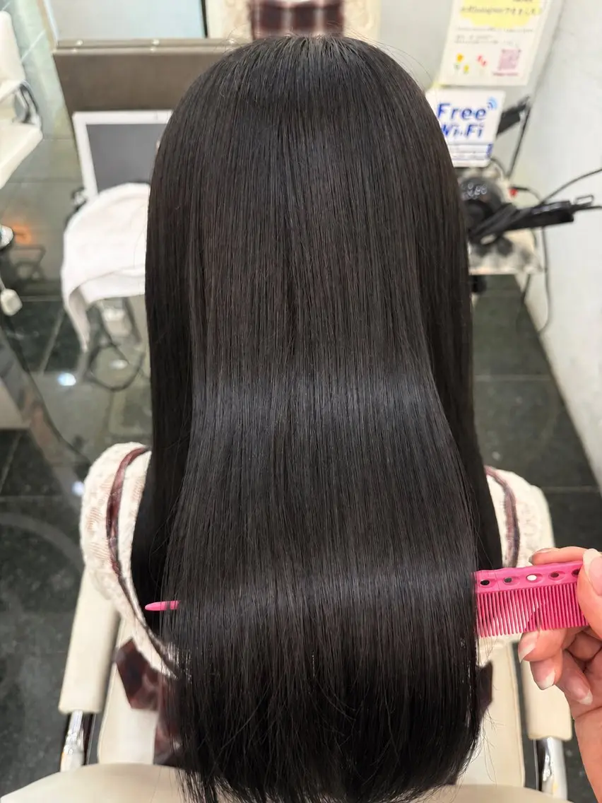 ロング カラー ヘアカラー 透明感カラー💎 岩崎美優のヘアスタイル