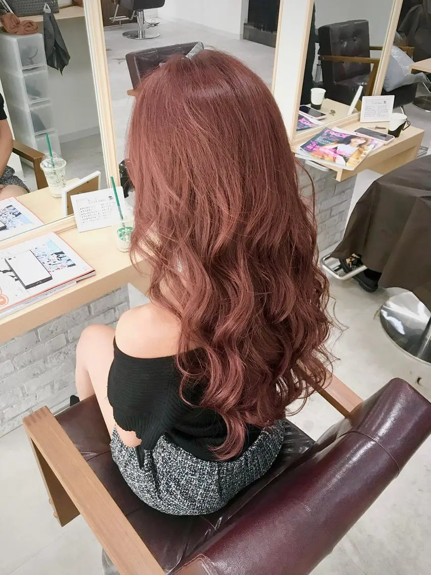 【✨ハイ透明感✨】Wカラー(ブリーチ使用)& Aujuaトリートメントの写真