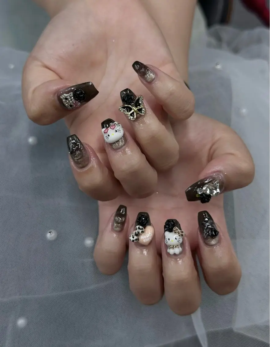 ネイル Iconic Nailのネイルデザイン