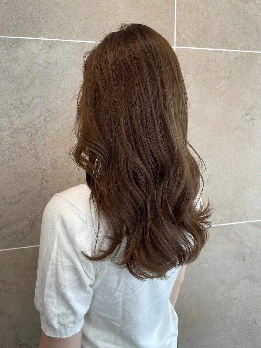 ロング カット 山口 そらのヘアスタイル