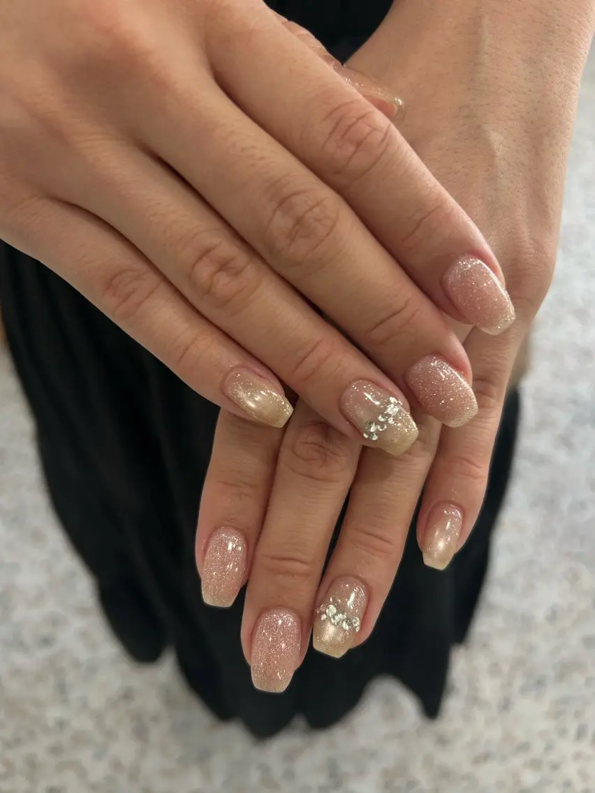ネイル ハンドネイル 小松 千冬のネイルデザイン