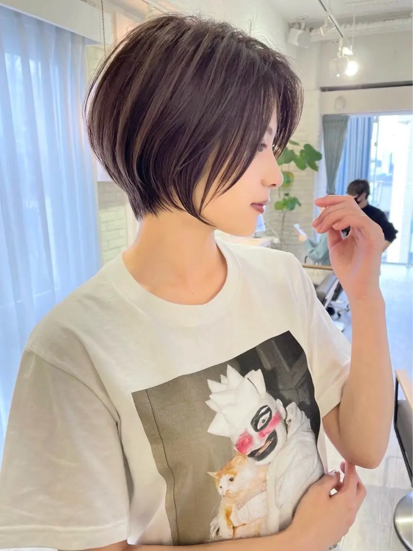 ショート カラー カット ヘアカラー トリートメント ショート ボブ ロンド　エメのヘアスタイル
