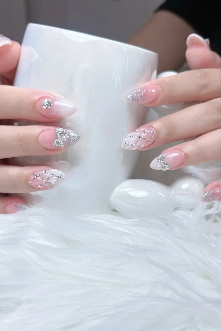 ネイル ハンドネイル ハンドケア 【ENサロン】 Rei🎀Nailのネイルデザイン