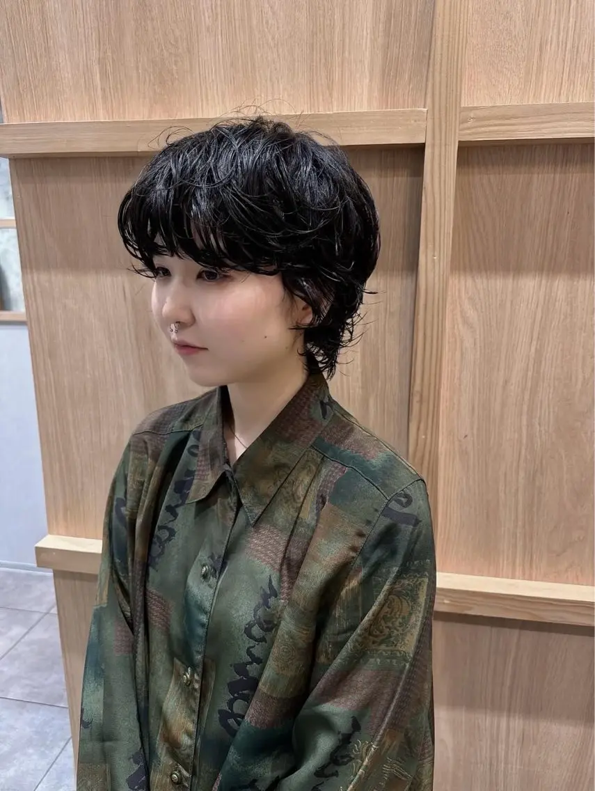 ショート カラー パーマ ヘアアレンジ mina 🐈‍⬛ ラフな似合わせヘアのヘアスタイル