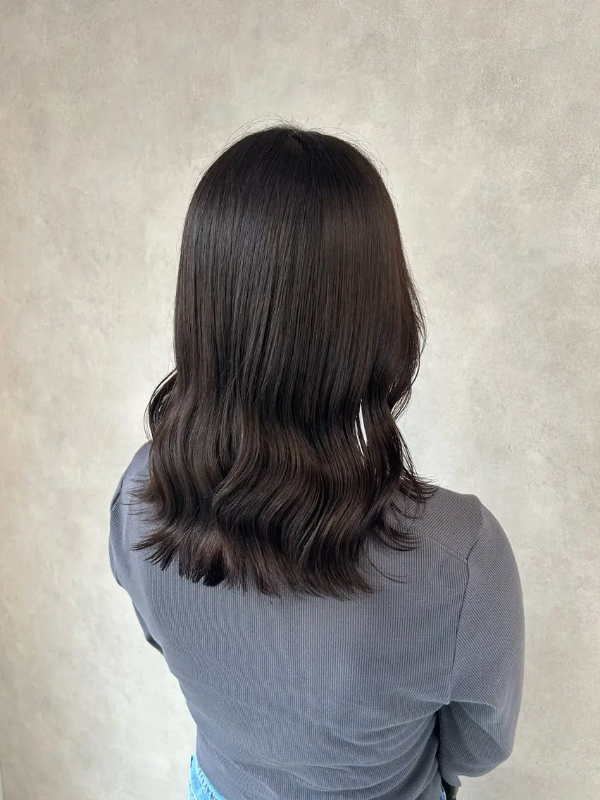 ミディアム カラー 透明感カラー グレージュ シルバー カット ヘアカラー トリートメント 透明感カラー🫧 /有野ひかりのヘアスタイル