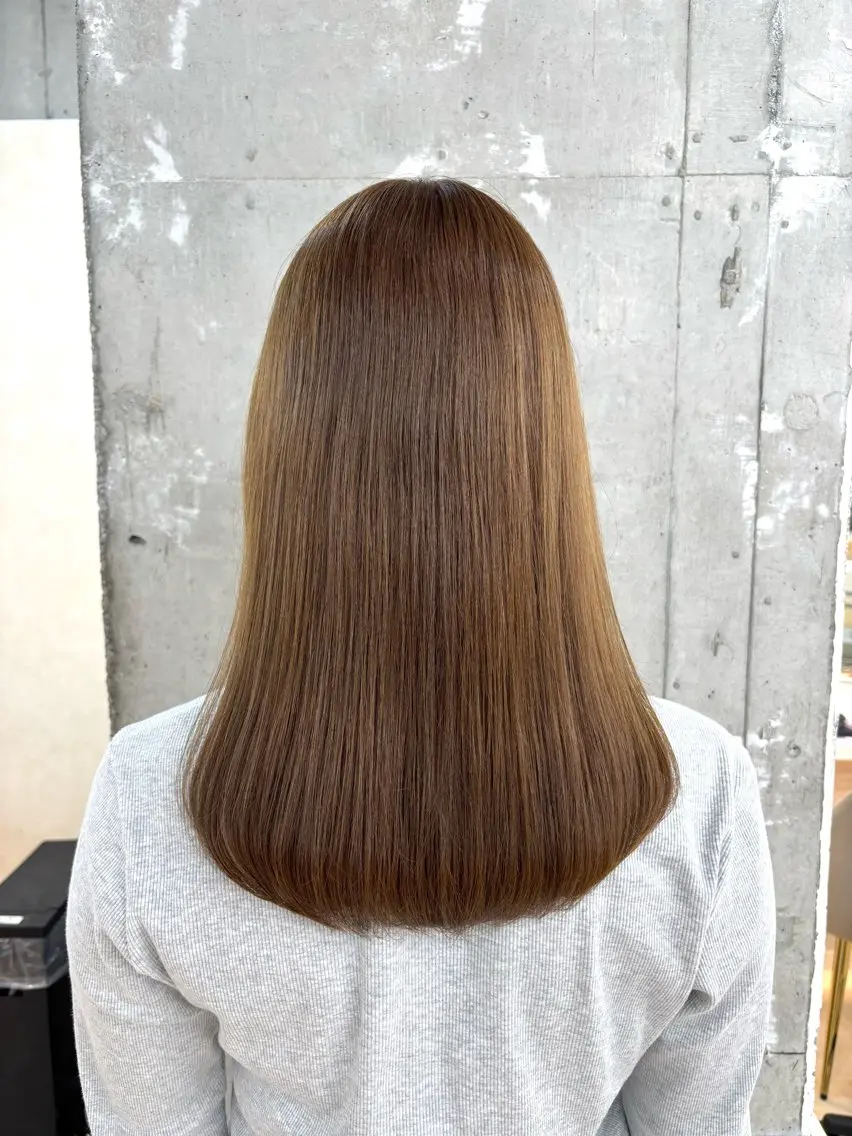 セミロング ヘアカラー トリートメント 若月 七海のヘアスタイル
