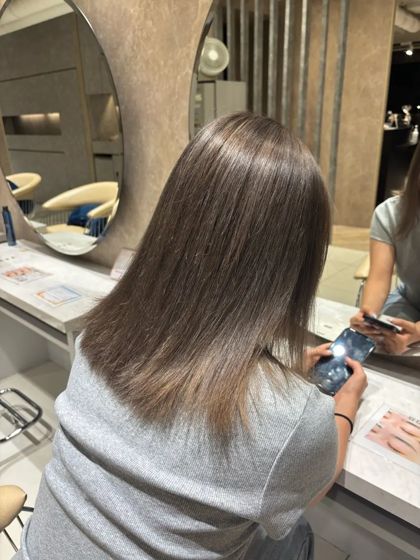 カラー EARTH三ツ境 舞夏のヘアスタイル