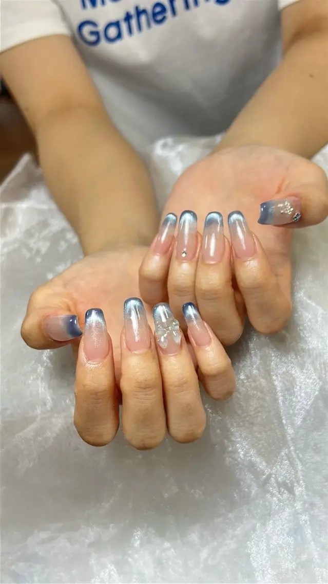 ネイル アートネイル チークネイル 長さ出し フレンチネイル ジェルネイル ハンドネイル 🦋new Nail🦋ニノのネイルデザイン