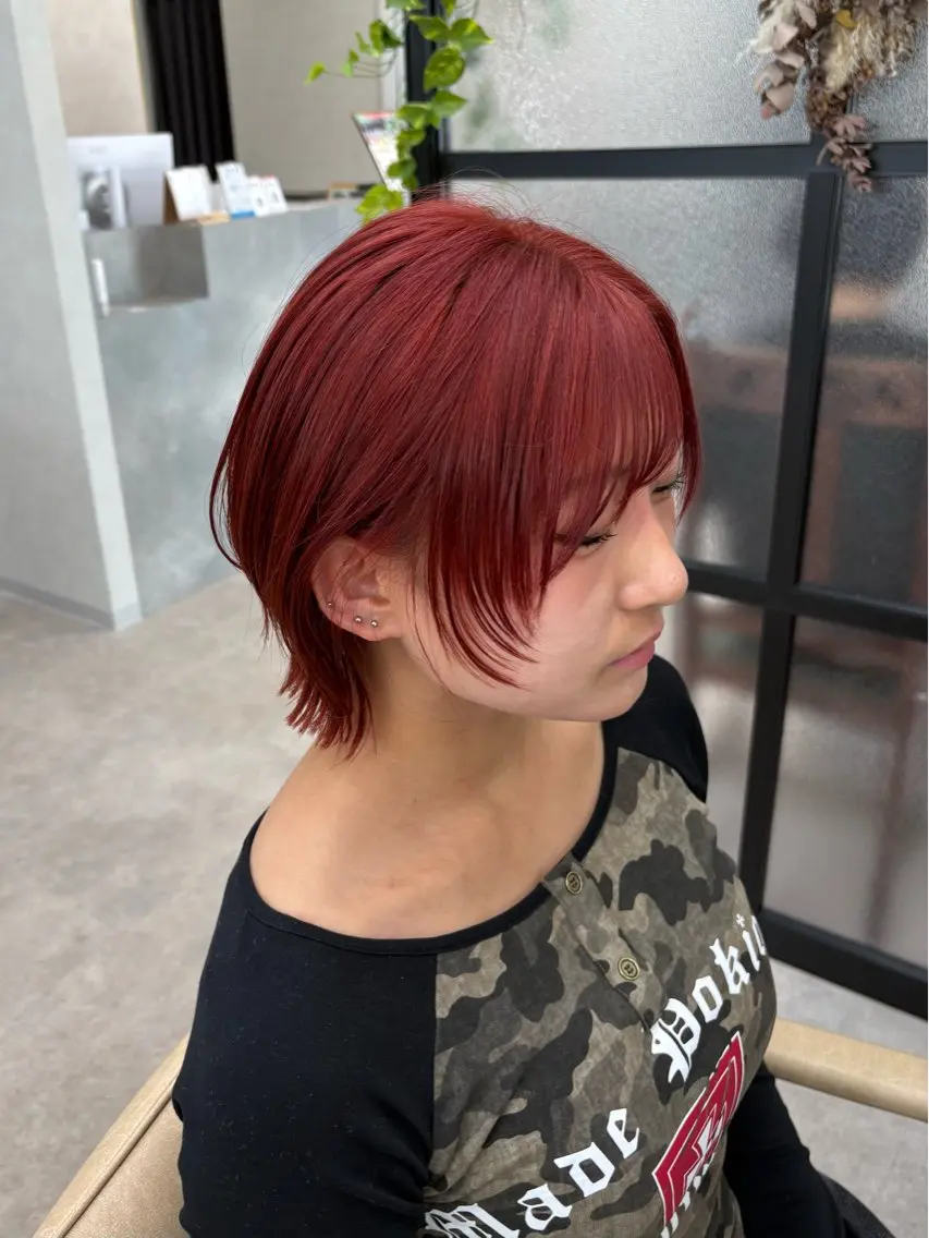 顔周りデザインカットの写真