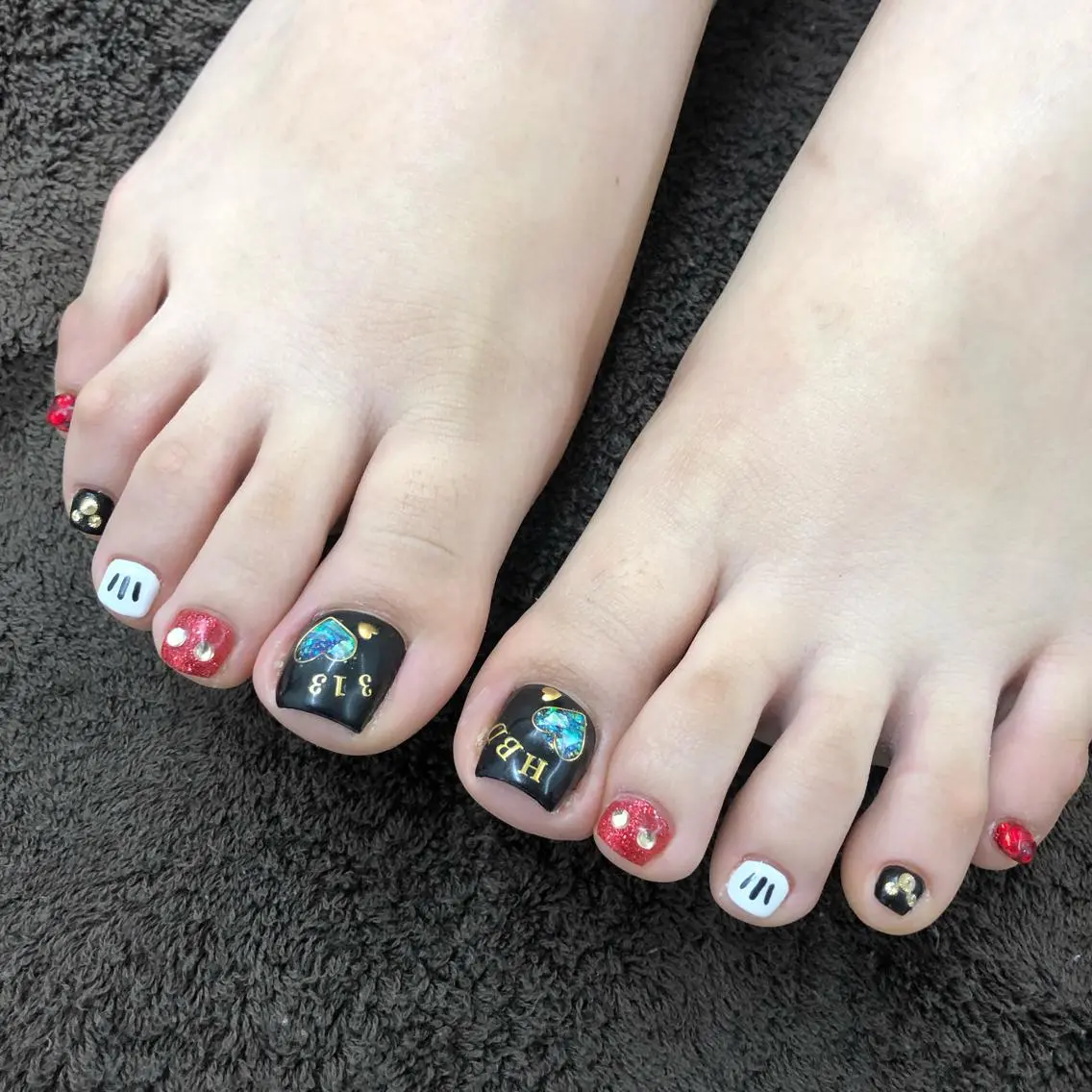 ネイル フットネイル フットネイル MAYME TAMAKIのネイルデザイン