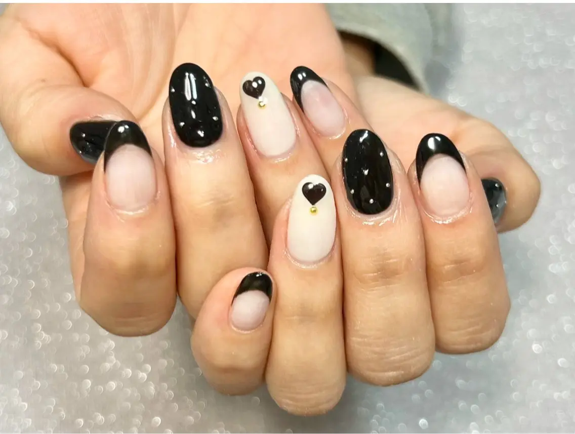 ミディアム ハンドネイル image 小玉莉乃のネイルデザイン