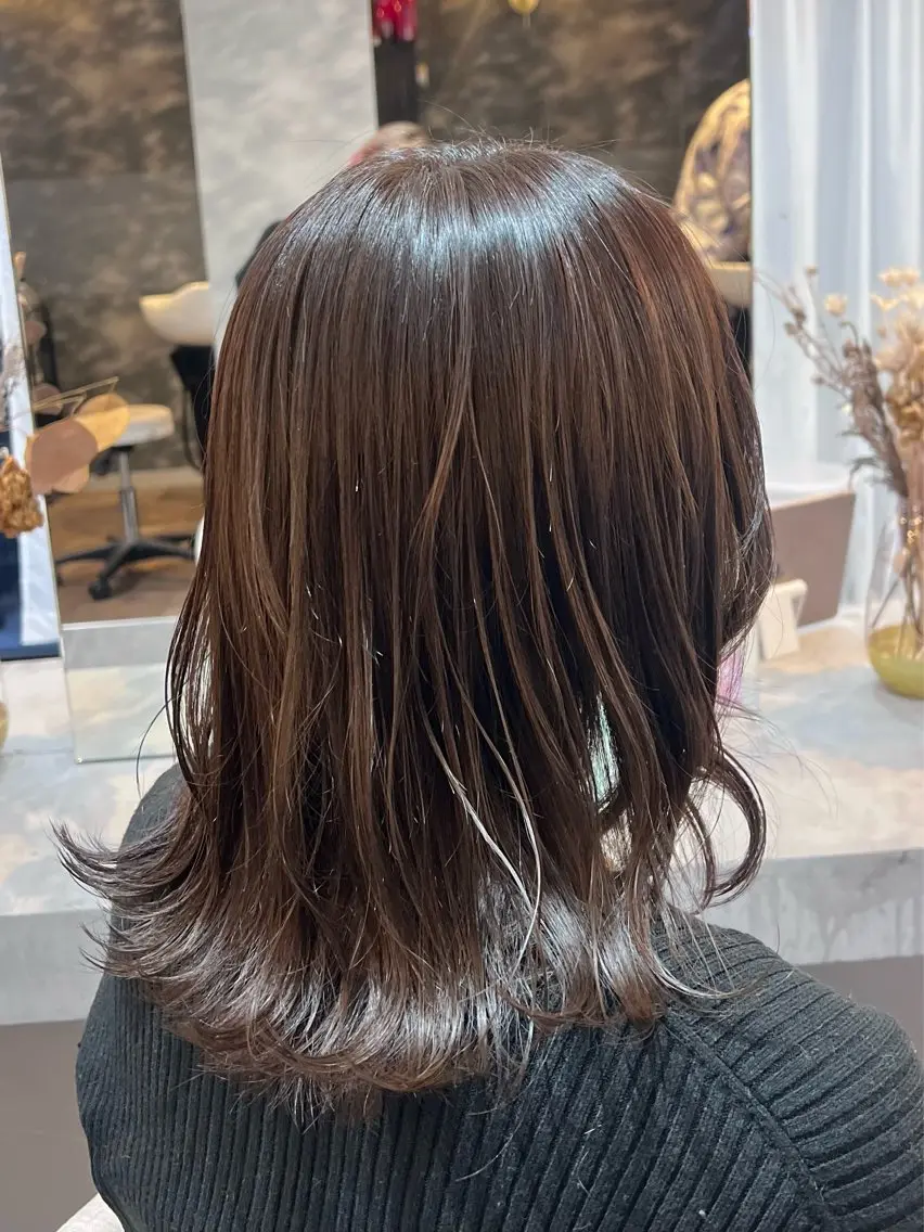 セミロング ヘアカラー 💓Yuri💓 ハイトーン/デザインのヘアスタイル