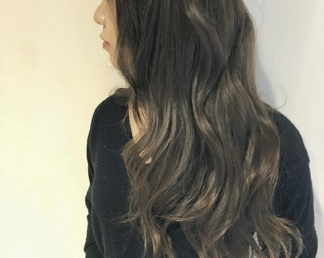 ロング カラー イルミナカラー 竹内啓太 ボブのヘアスタイル