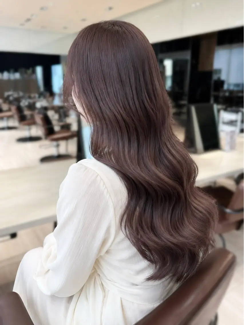 カラー オタクギャル美容師 💫三小田 千容のヘアスタイル